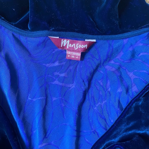 Whimsigoth button too too with small bell sleeves - Picture 6 of 6